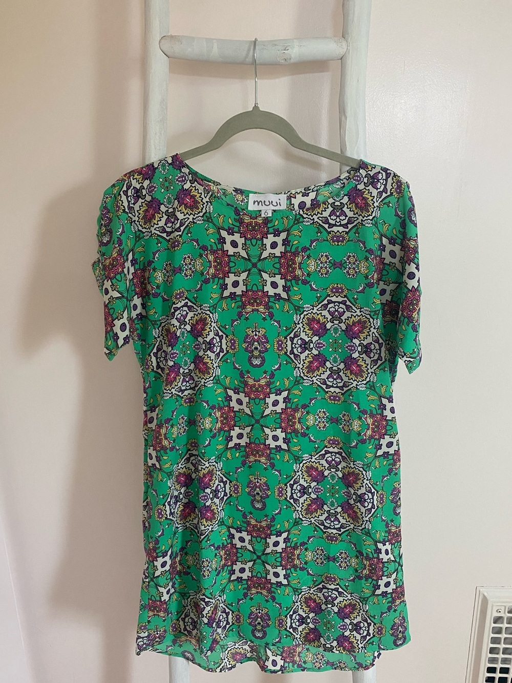 Muji Green Patterned Short-Sleeve Mini Dress with Purple and White Accents